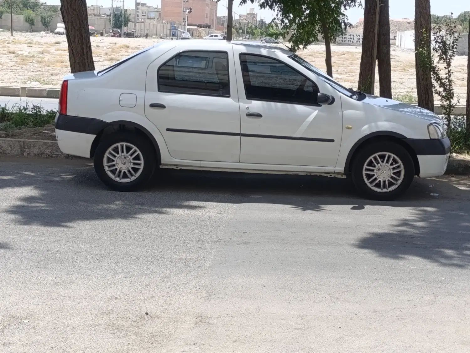 خودرو رنو، تندر 90 آگهی ann_19941334