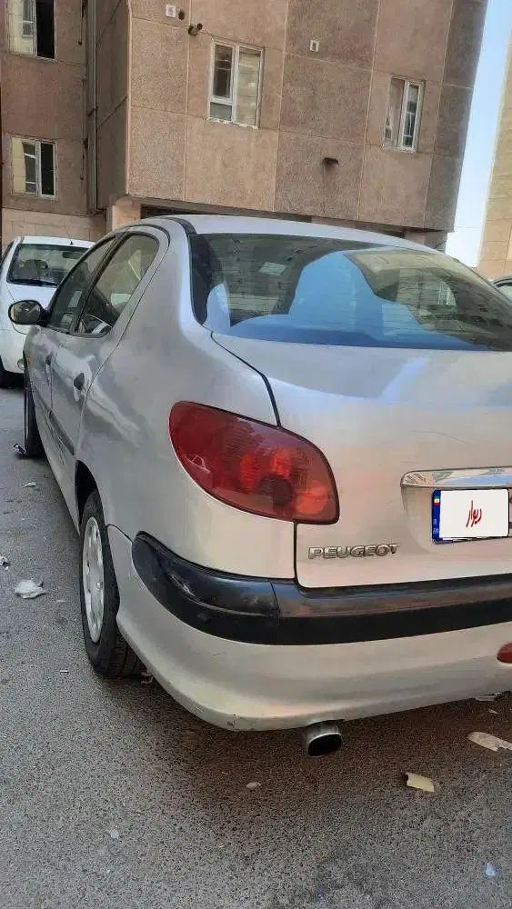 پژو ۲۰۶ صندوق دار v8 - 1386