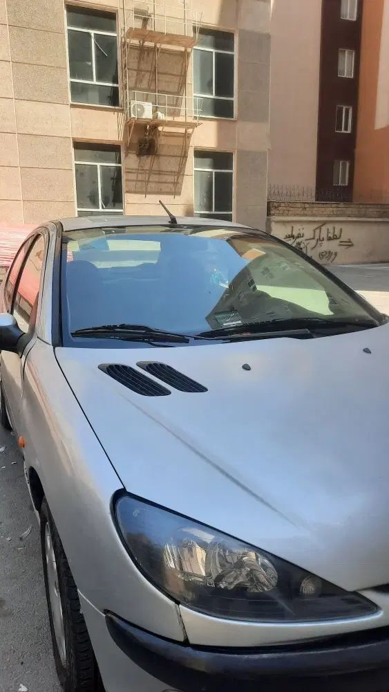 پژو ۲۰۶ صندوق دار v8 - 1386