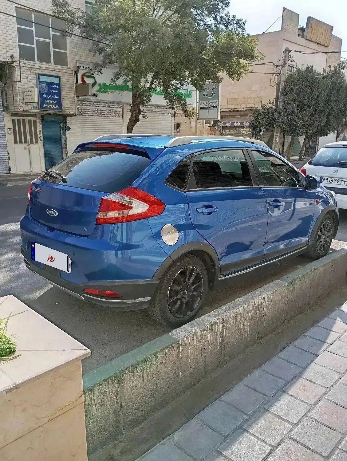 خودرو ام وی ام، 315 هاچ بک آگهی ann_19941486