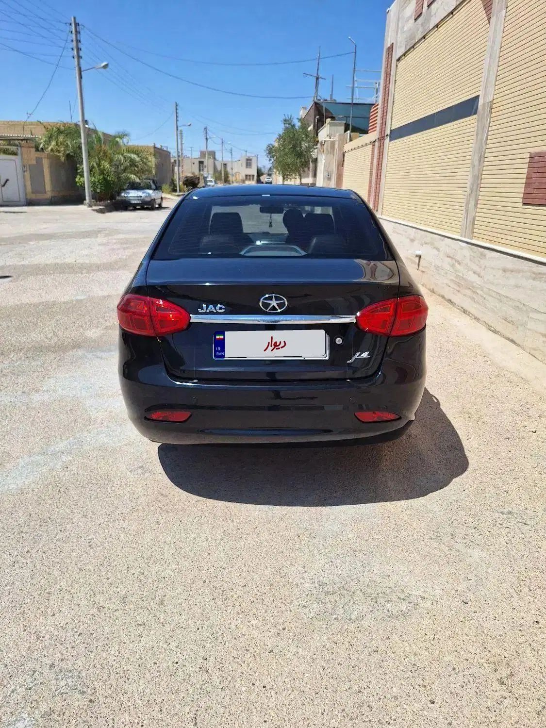 جک J4 اتوماتیک ساده - 1402