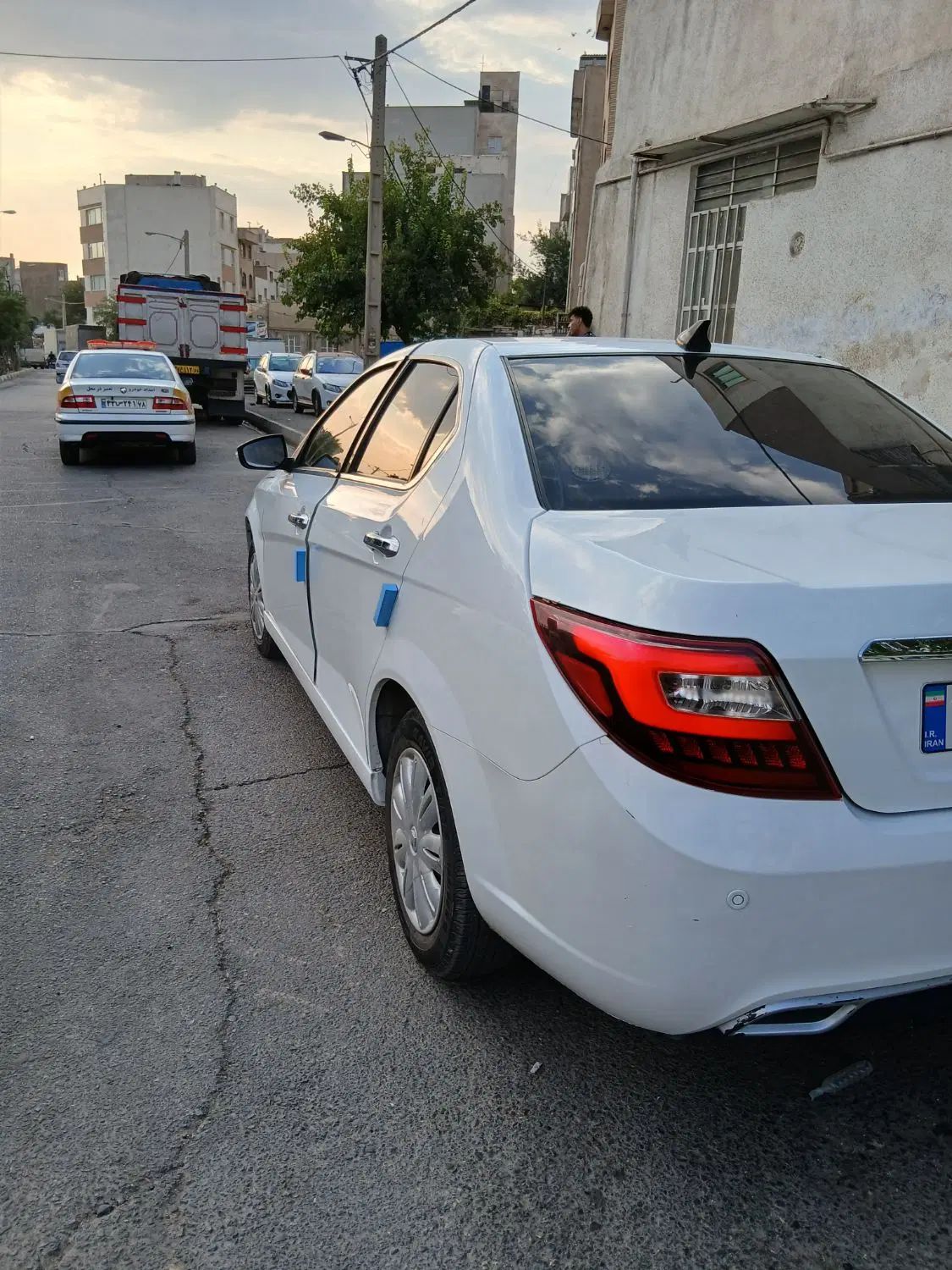 خودرو دنا، پلاس آگهی ann_19941653