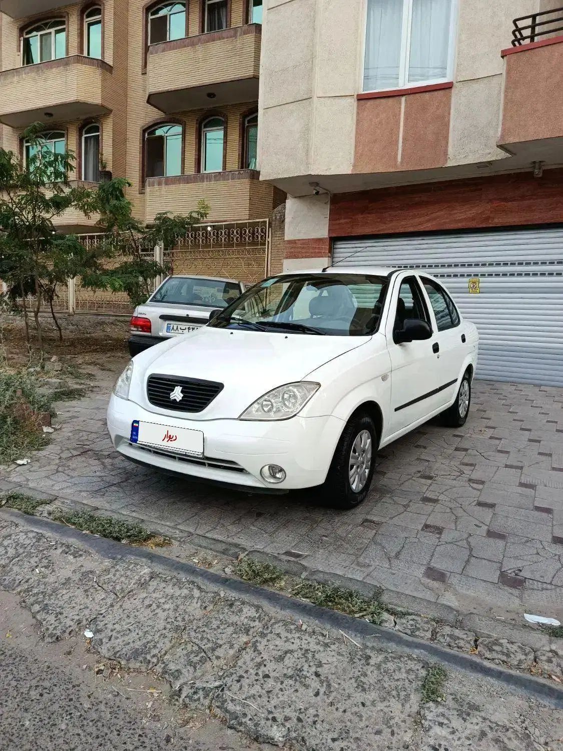 تیبا صندوق دار SX - 1398