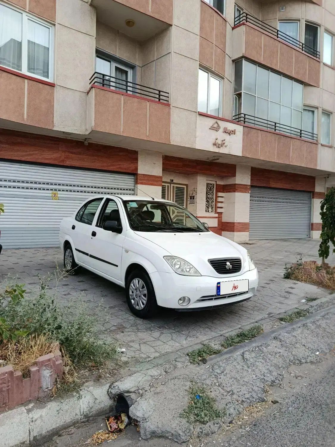 تیبا صندوق دار SX - 1398