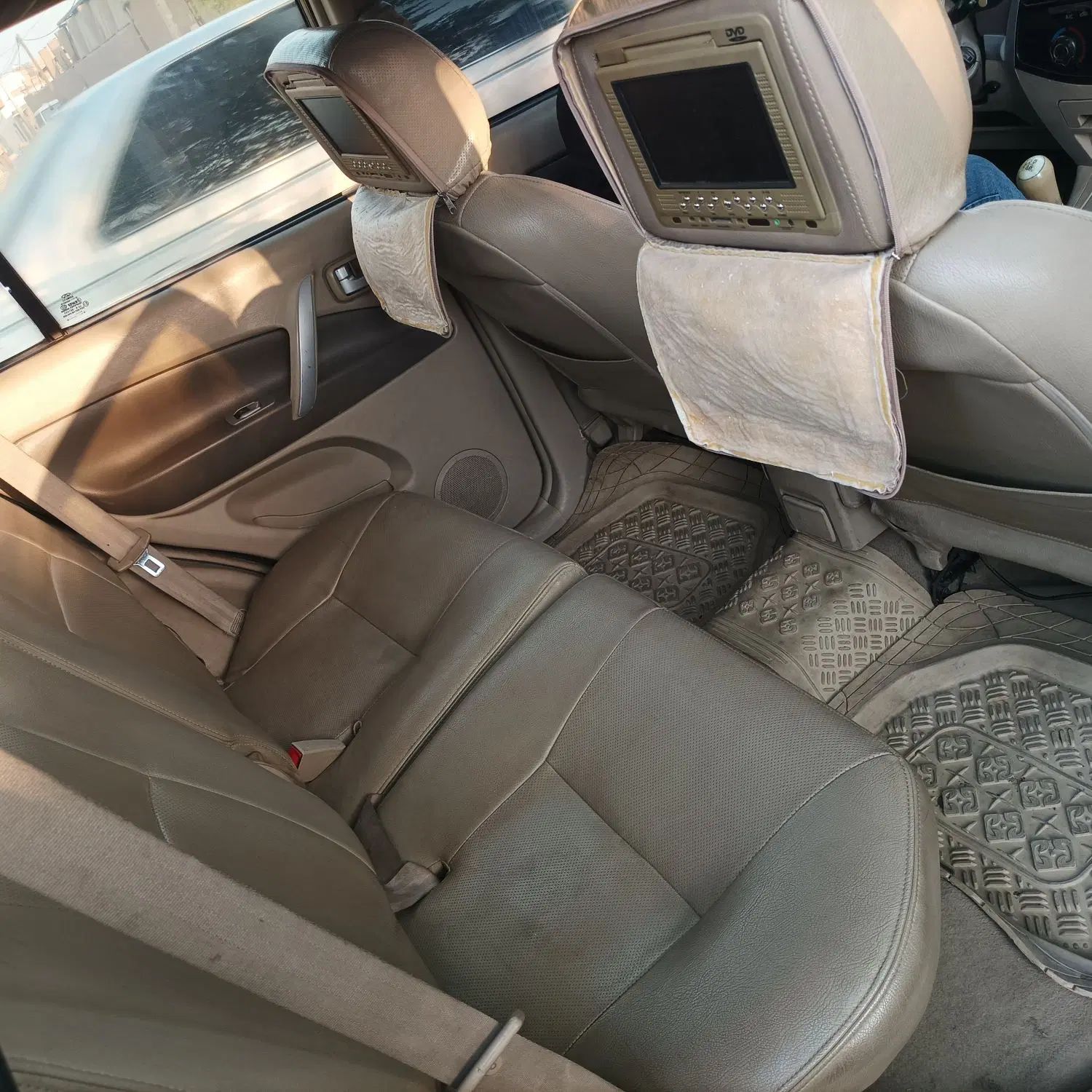 ام وی ام X33 دنده‌ای ساده - 1390