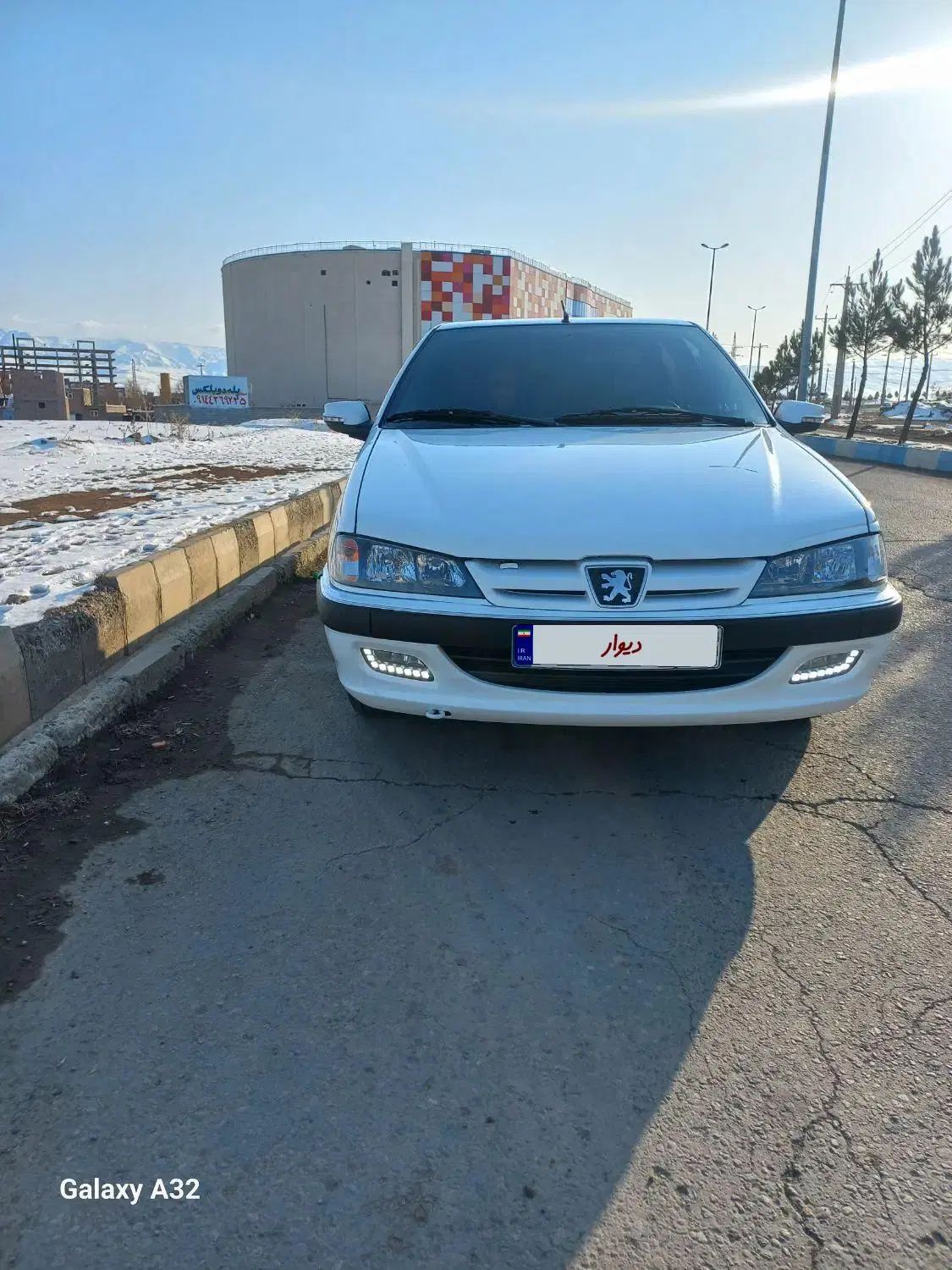 پژو پارس XU7P - 1402