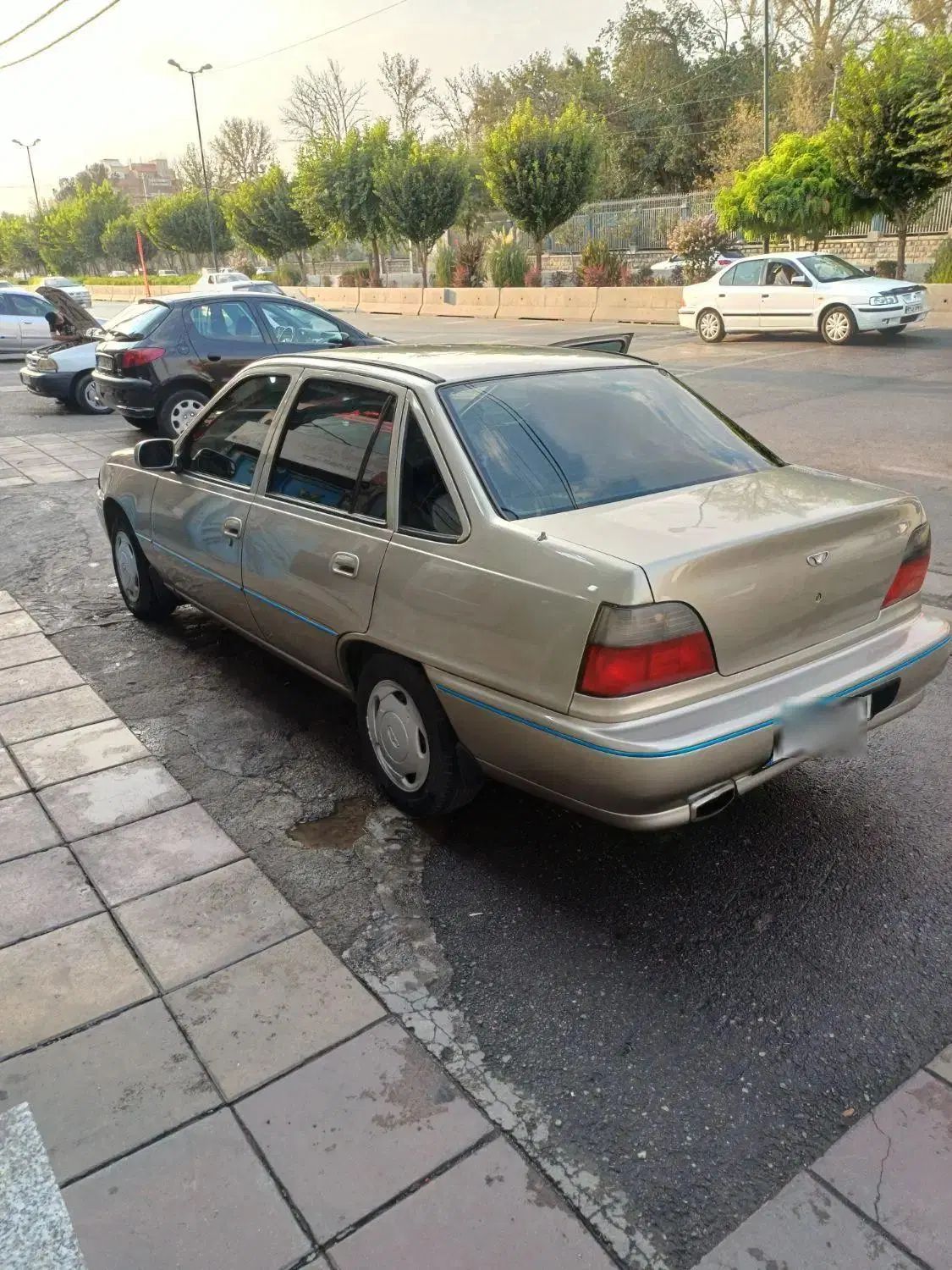 دوو سیلو سدان - 1381