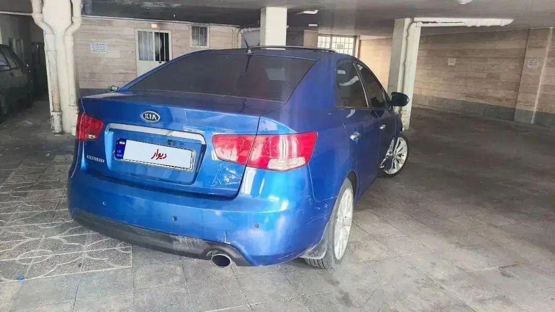 کیا سراتو 2.0 لیتر اتوماتیک GT لاین - 2010