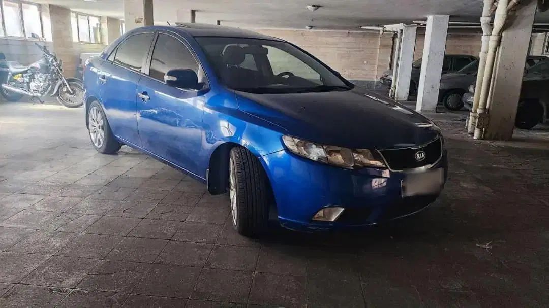 کیا سراتو 2.0 لیتر اتوماتیک GT لاین - 2010
