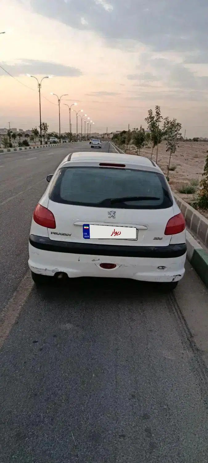 پژو 206 تیپ 3 - 1390