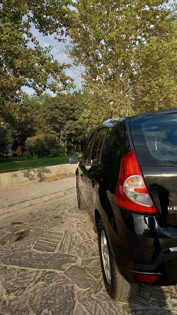 رنو ساندرو اتوماتیک - 1396