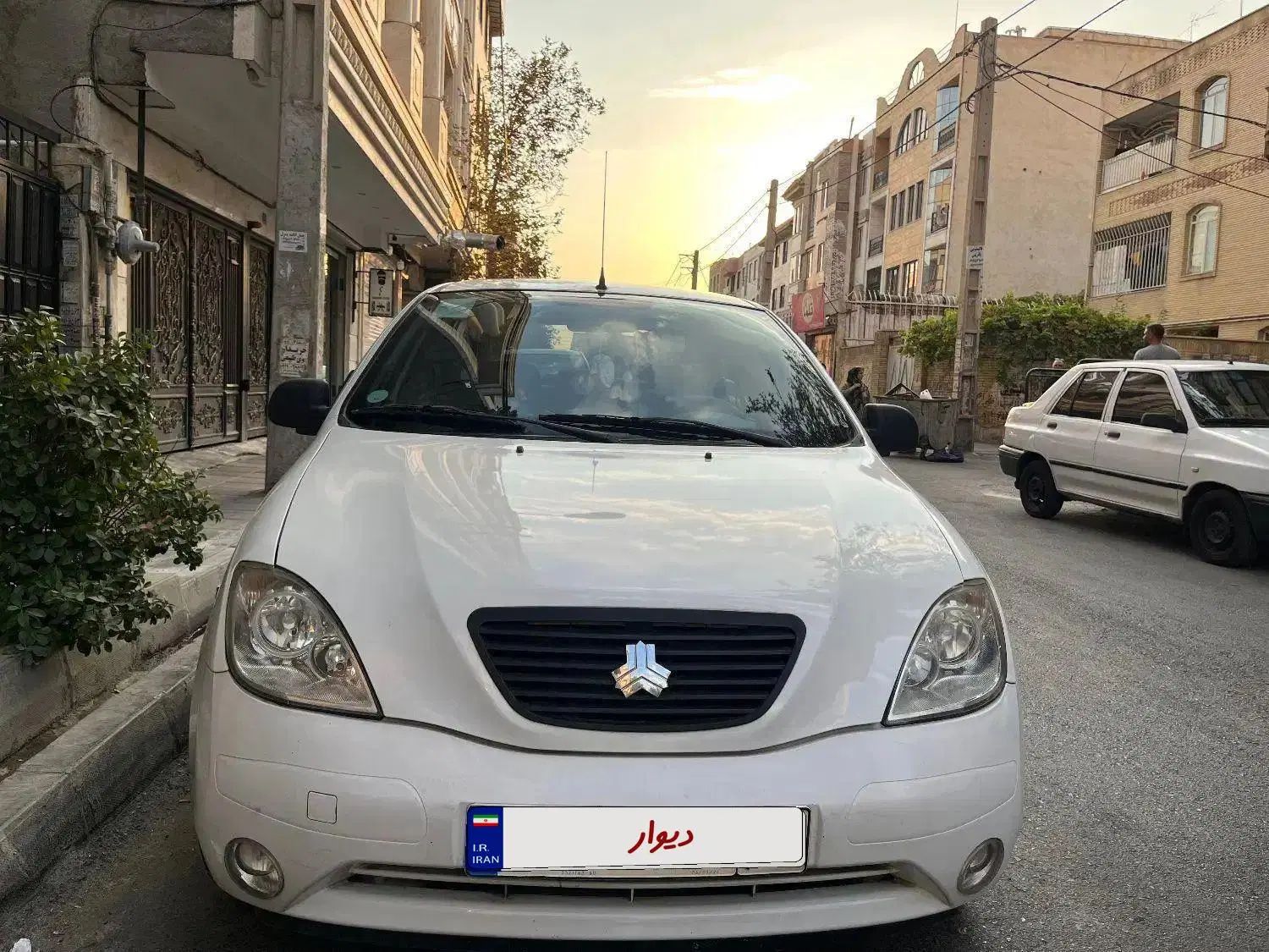 تیبا صندوق دار SX - 1400