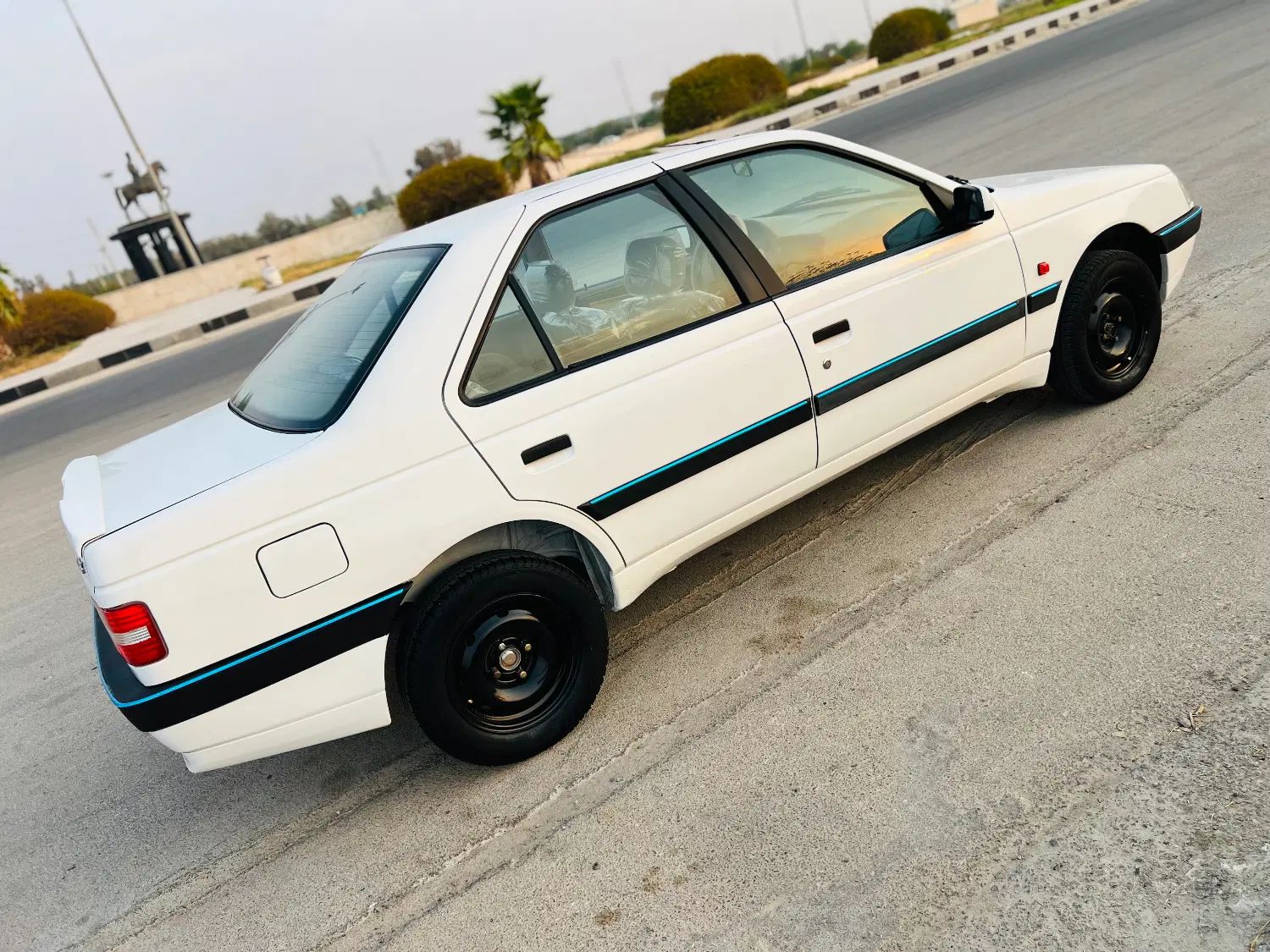 پژو 405 SLX بنزینی TU5 - 1395