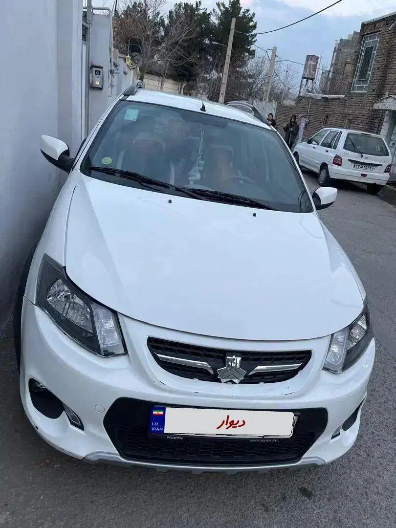 خودرو کوییک، معمولی آگهی ann_19942663