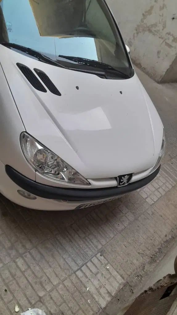 پژو ۲۰۶ صندوق دار v8 - 1385