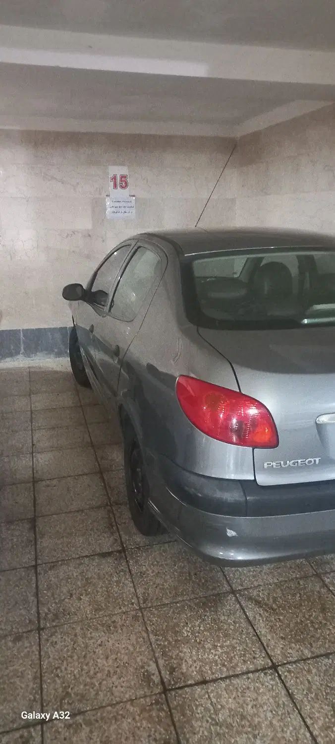 پژو ۲۰۶ صندوق دار v8 - 1394