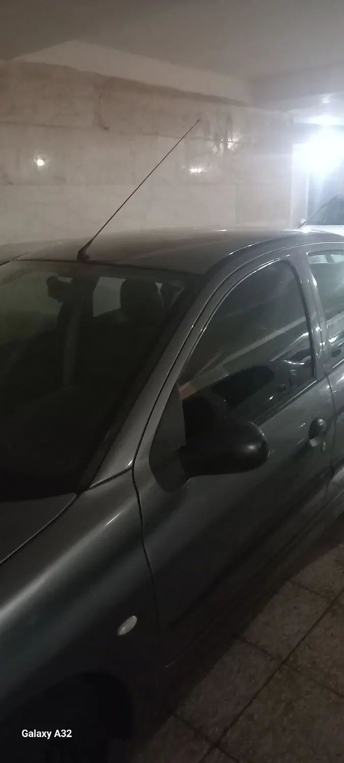 پژو ۲۰۶ صندوق دار v8 - 1394