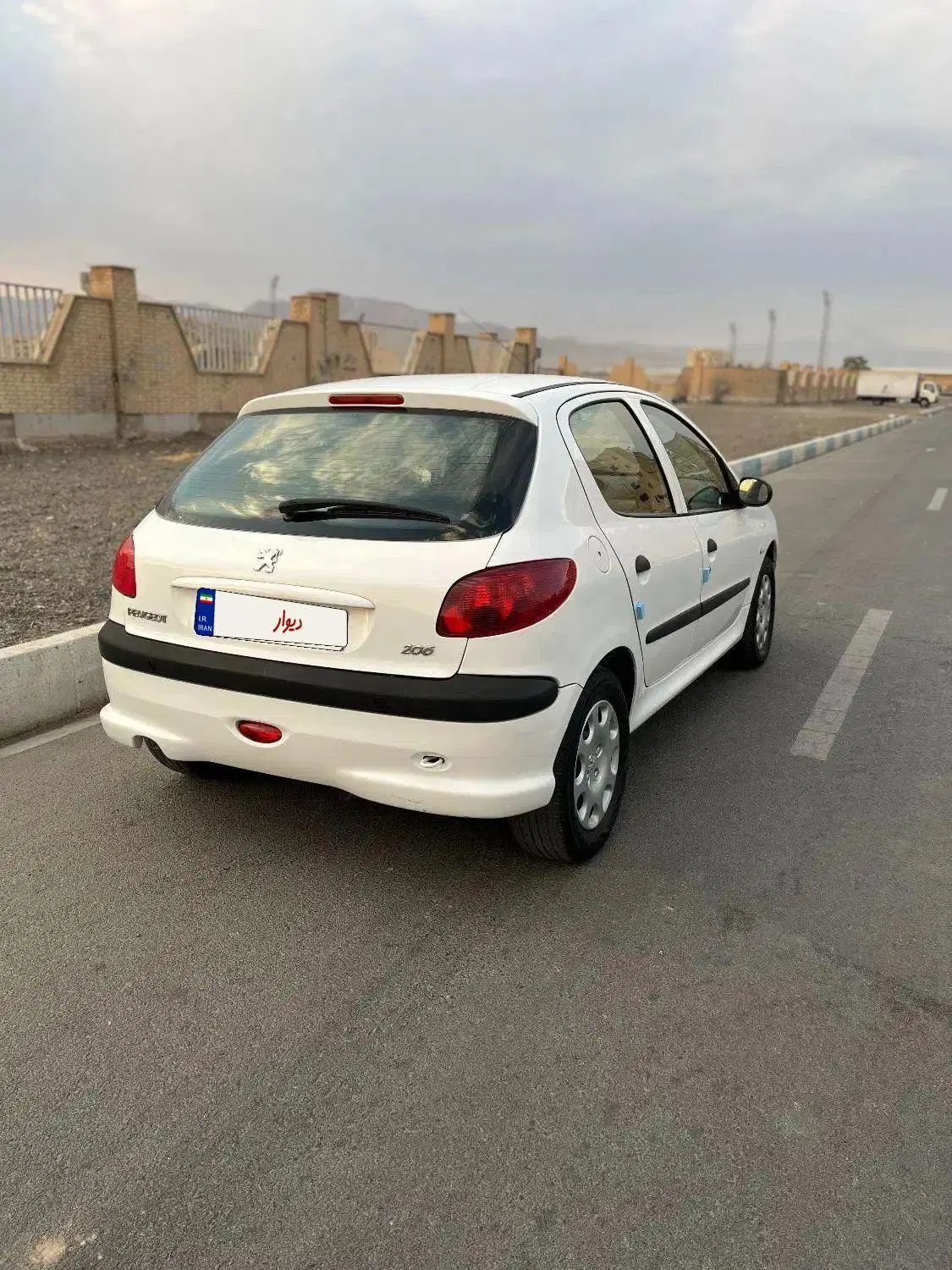 پژو 206 تیپ 2 - 1397