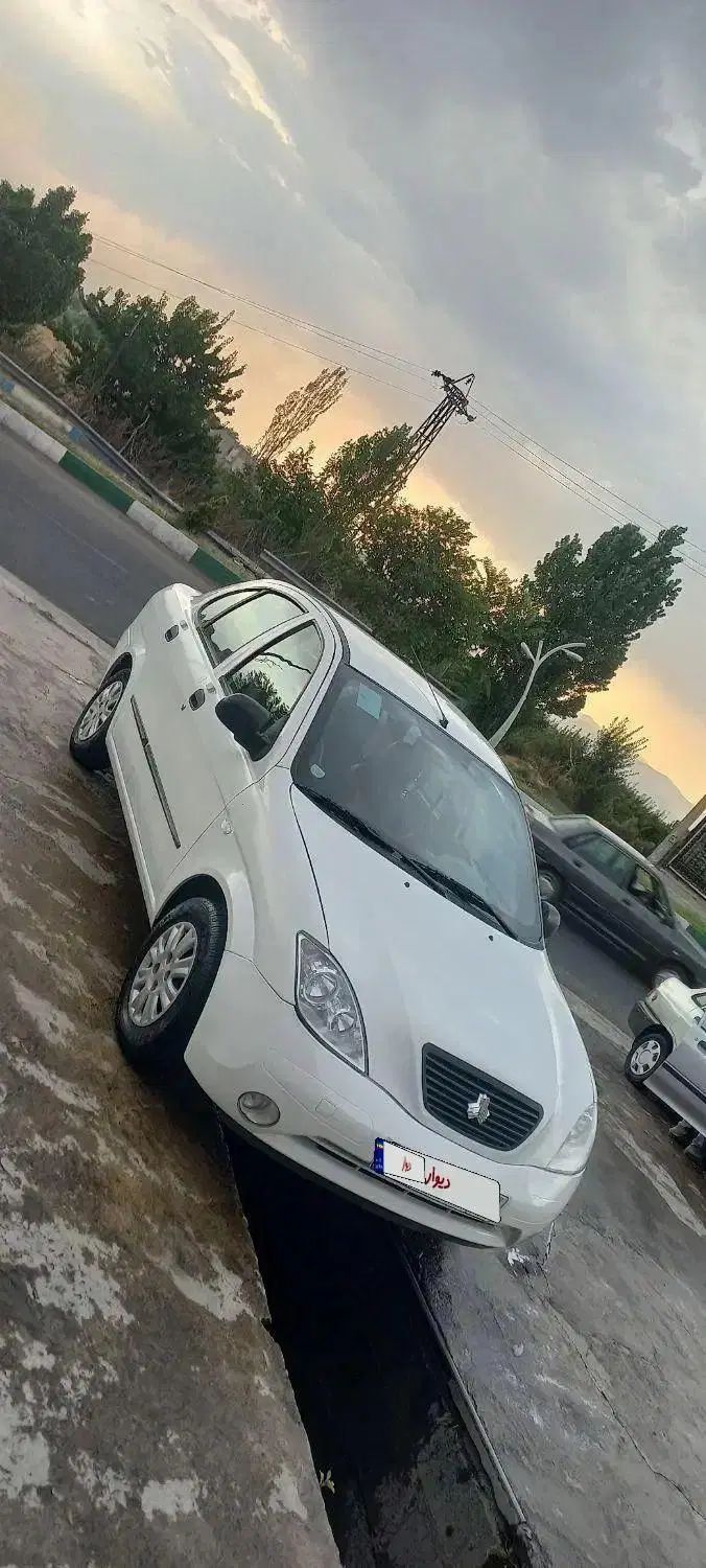 تیبا صندوق دار SX - 1400