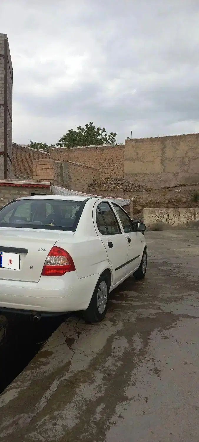 تیبا صندوق دار SX - 1400