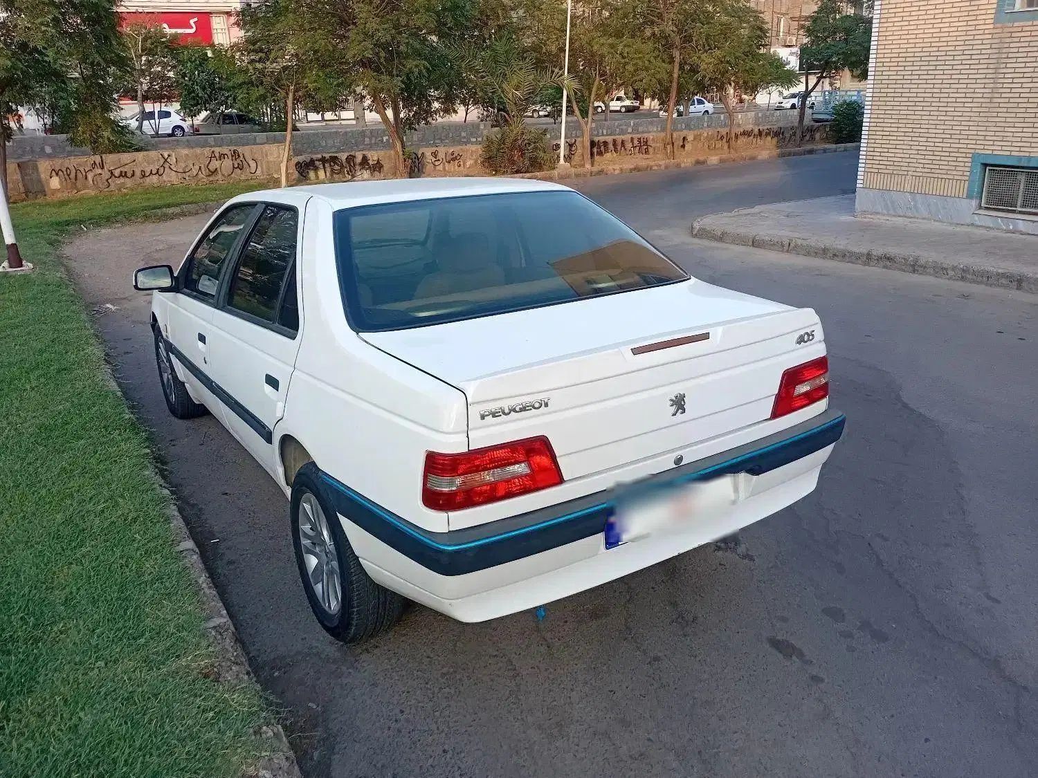 پژو 405 SLX بنزینی TU5 - 1393