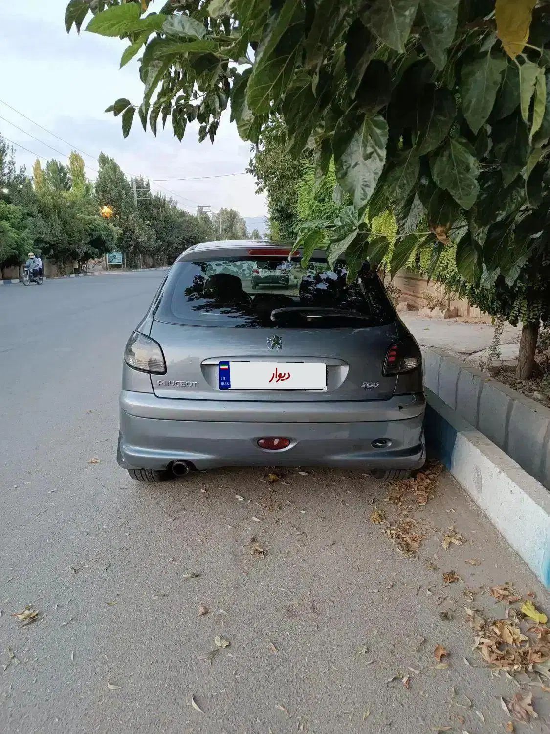 پژو 206 تیپ 3 - 1385