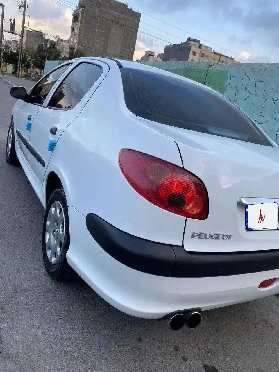 پژو ۲۰۶ صندوق دار v8 - 1394