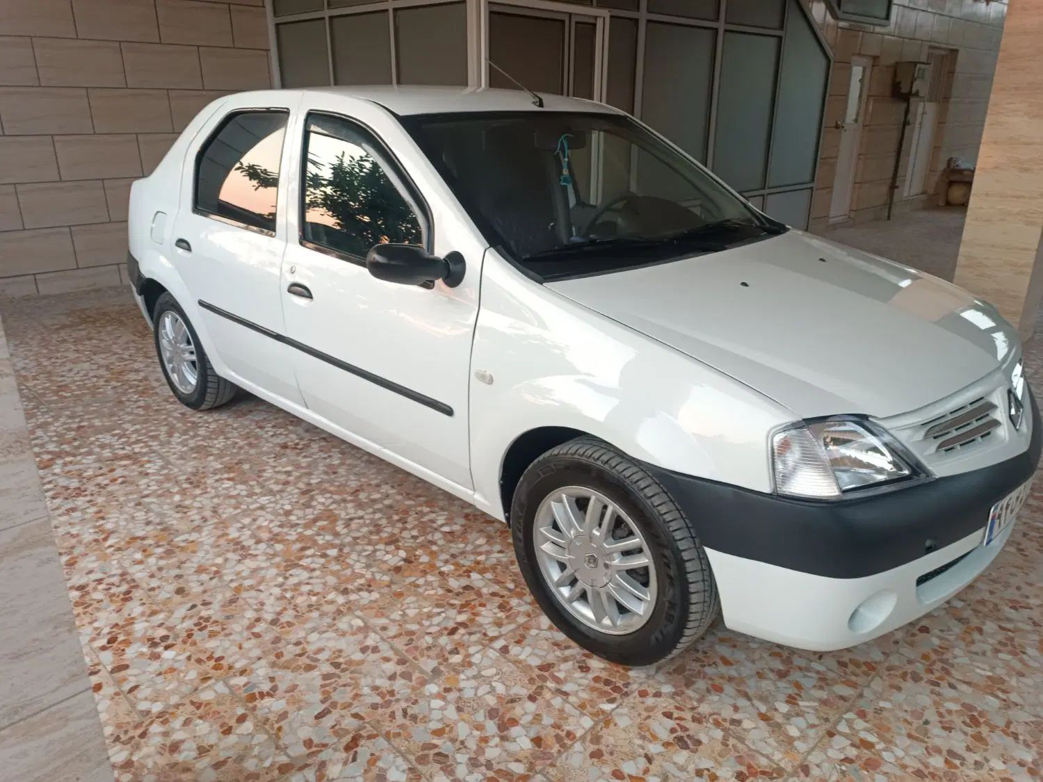 خودرو رنو، تندر 90 آگهی ann_19943391