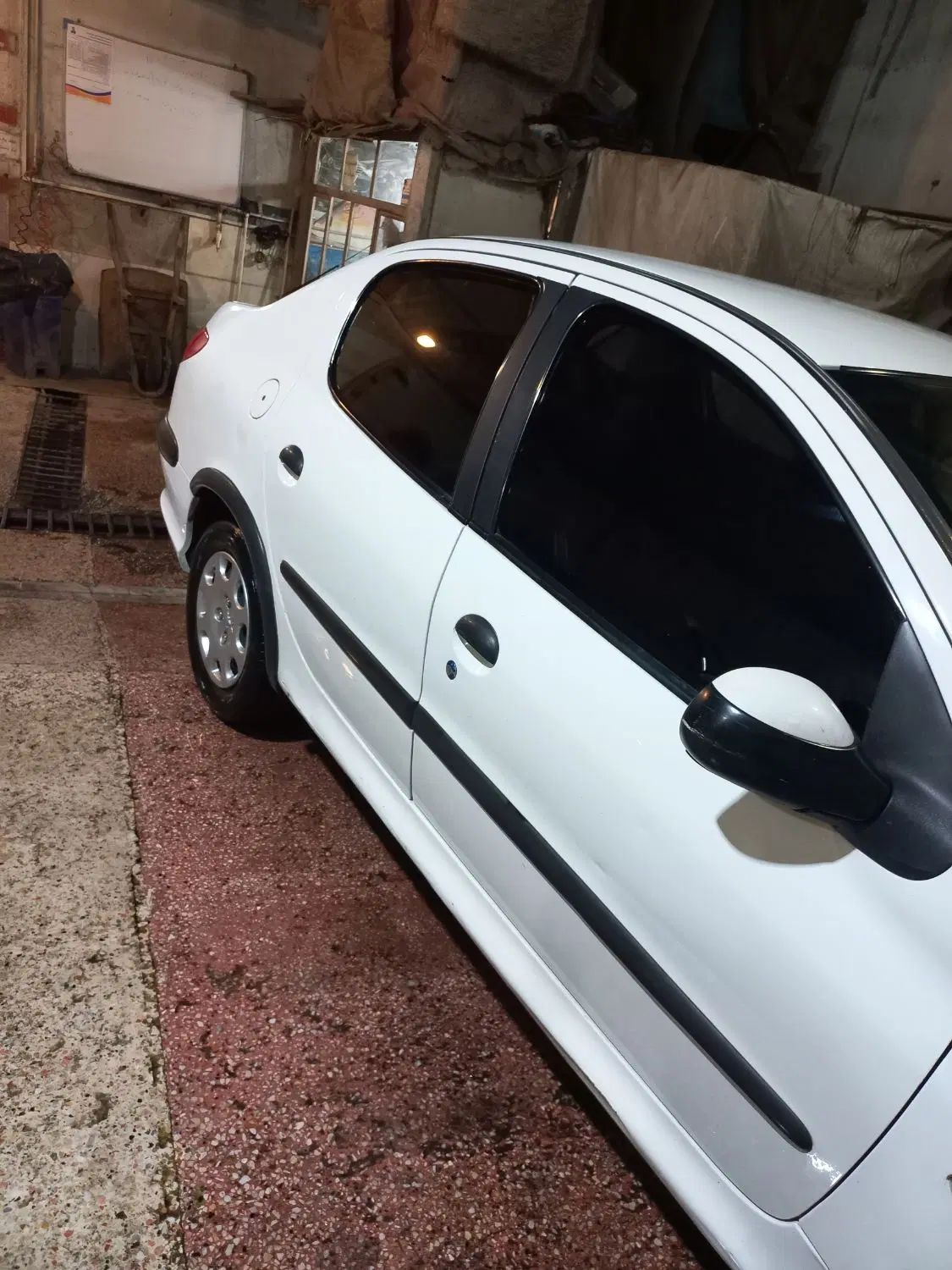 پژو ۲۰۶ صندوق دار v1 - 1388