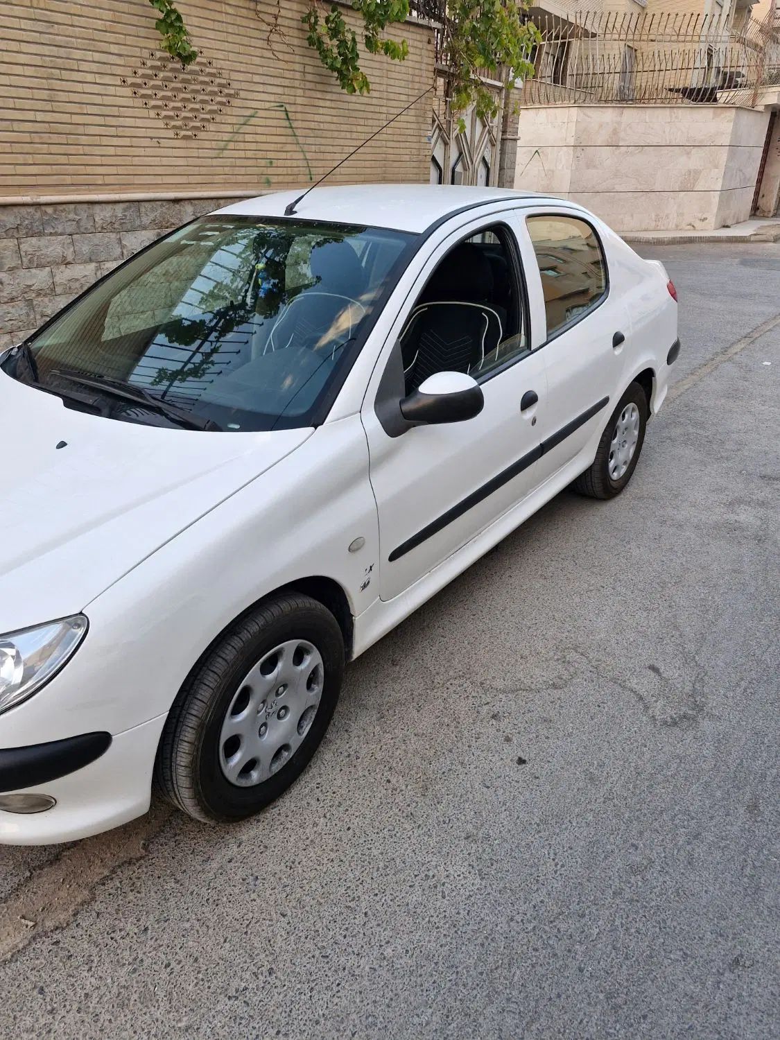 پژو ۲۰۶ صندوق دار v8 - 1398