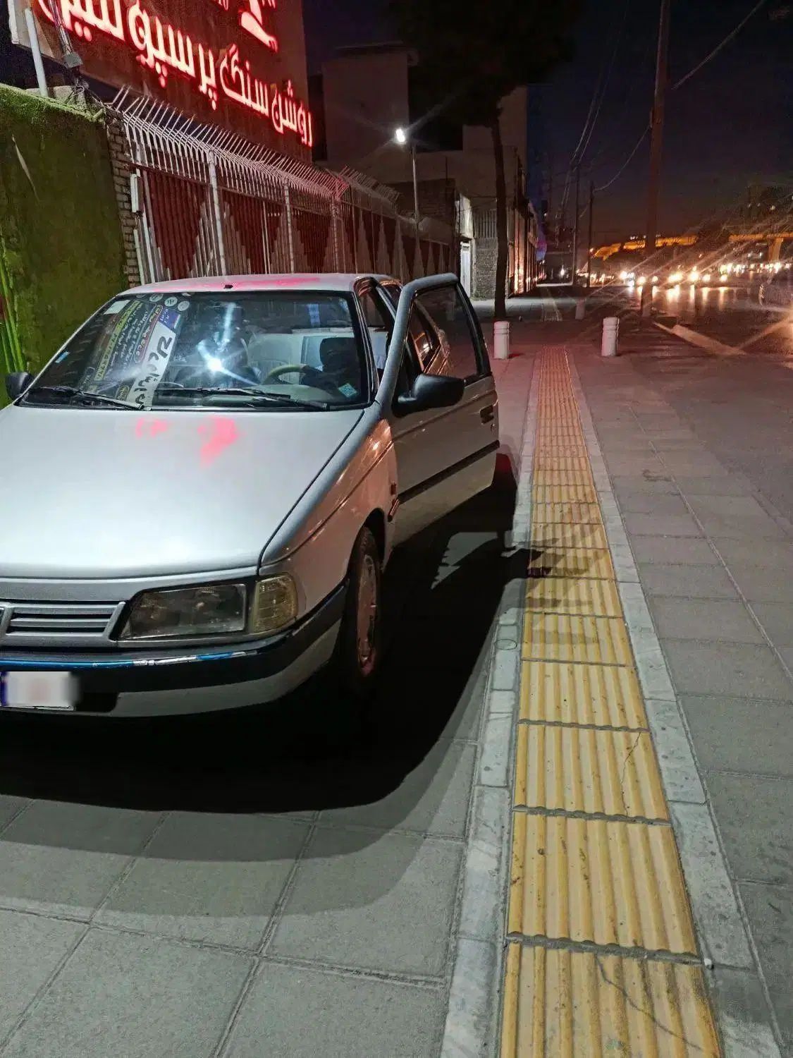 پژو 405 GLX - 1389