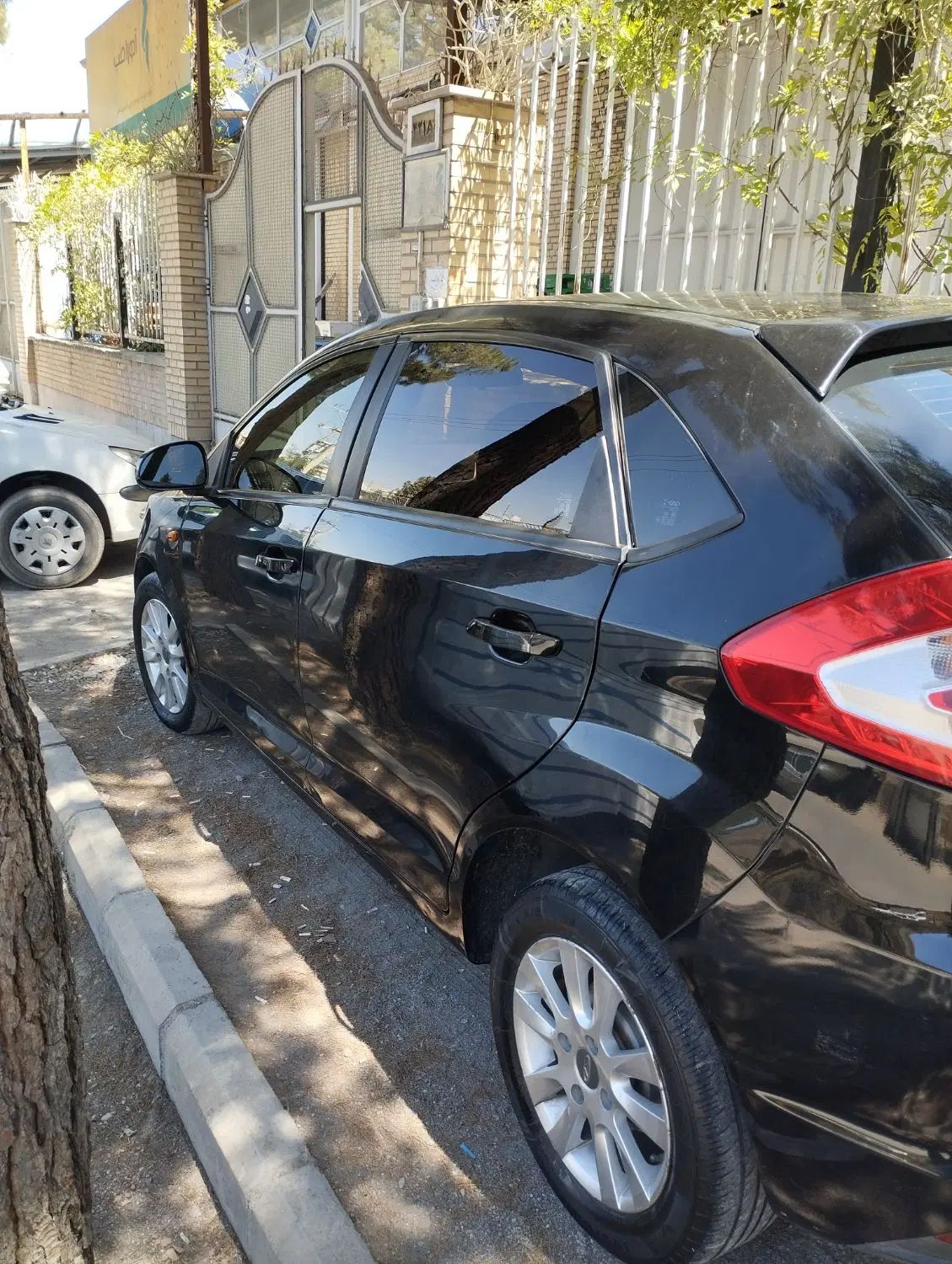 ام وی ام 315 هاچ بک اسپرت لاکچری - 1394