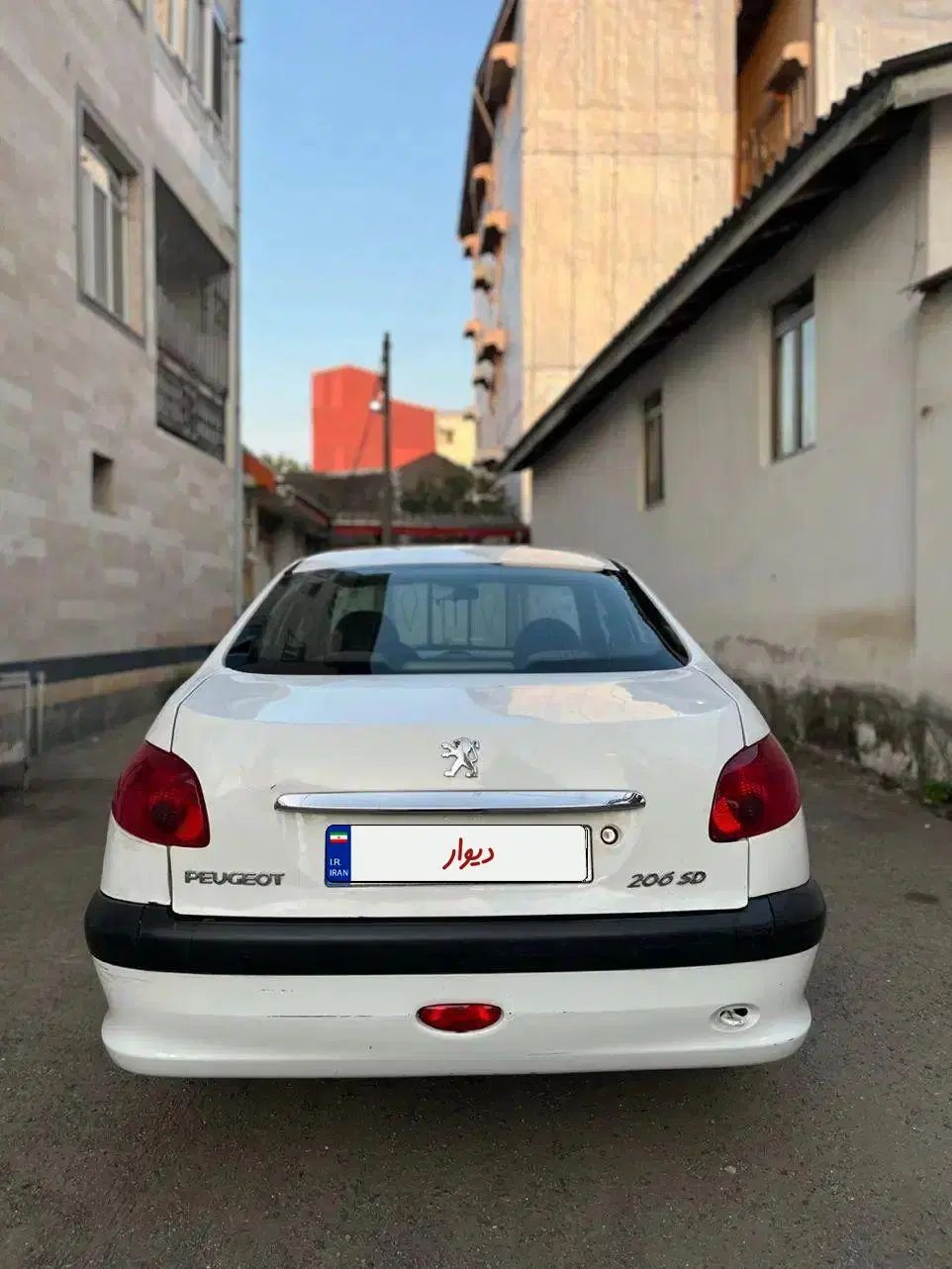 پژو ۲۰۶ صندوق دار v8 - 1393