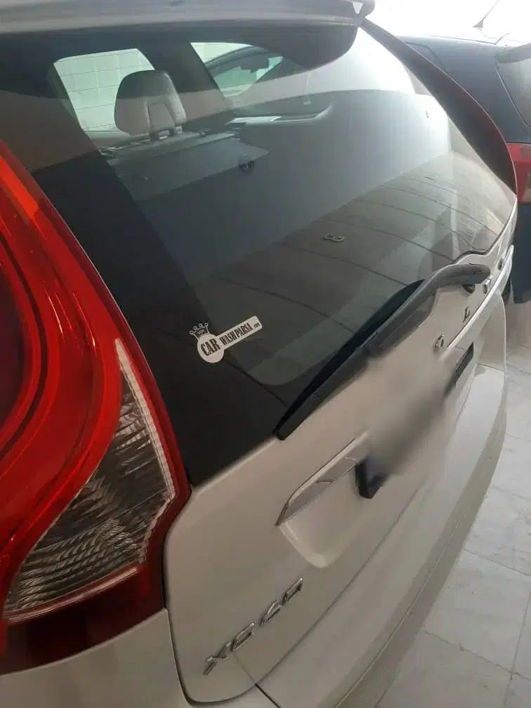 ولوو XC90 R-DESIGN - 2014