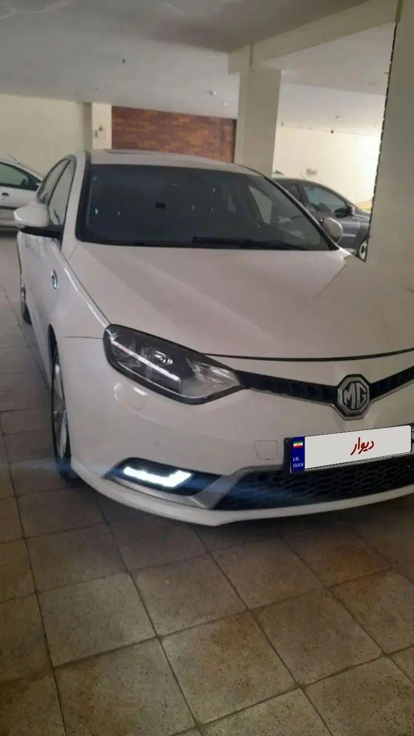 ام جی 6 لیفت بک GT فیس قدیم - 2015