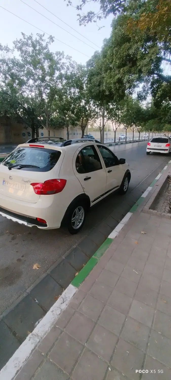 کوییک R دنده‌ای - 1401