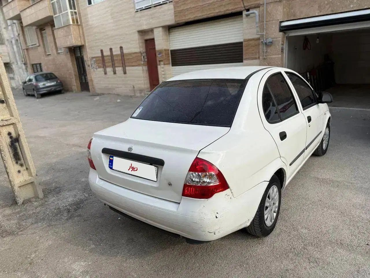 تیبا صندوق دار SX - 1400