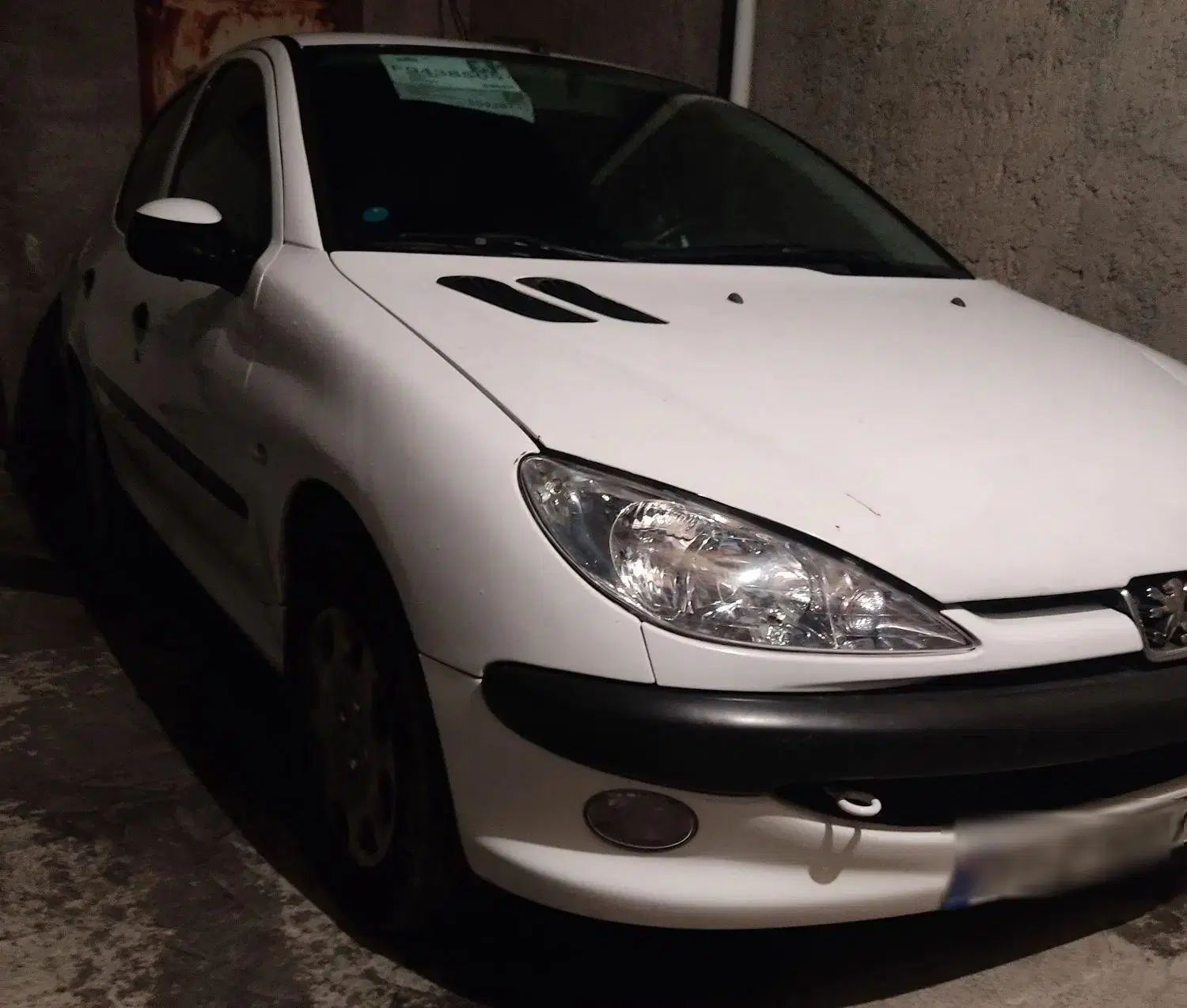 پژو ۲۰۶ صندوق دار v8 - 1396