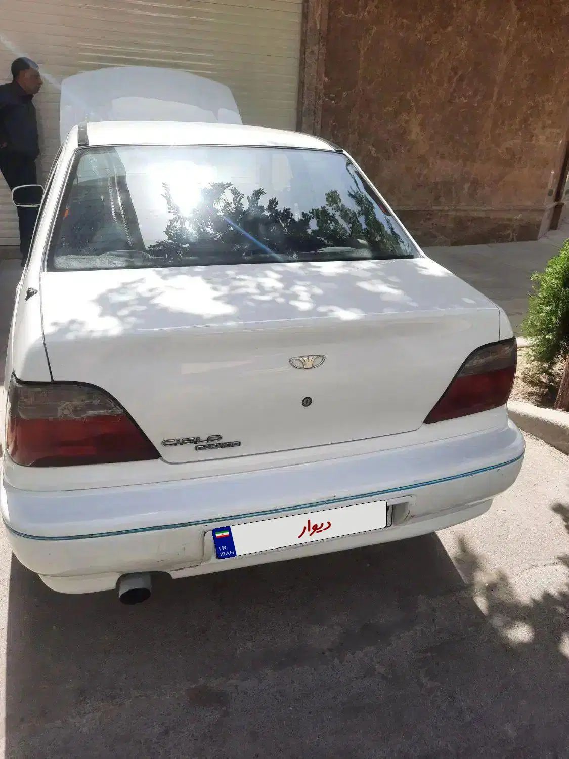 دوو سیلو سدان - 1381
