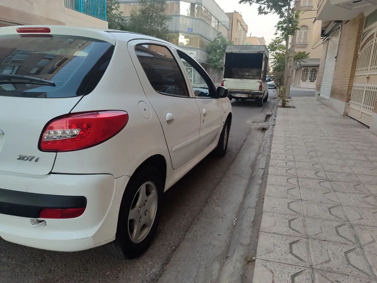پژو 207 دنده‌ای فرمان هیدرولیک - 1390