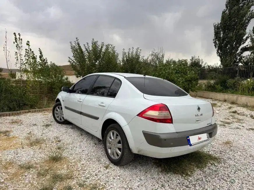 رنو مگان پارس خودرو 2000 - 1392