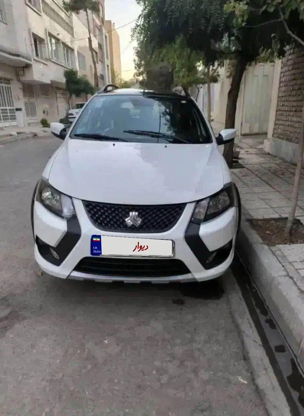 کوییک R دنده‌ای - 1403