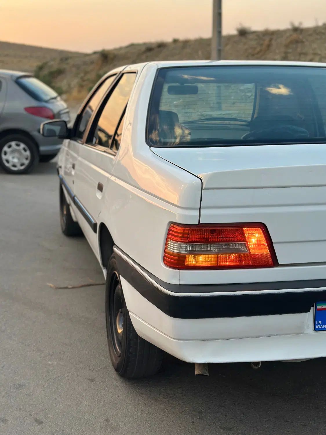 پژو 405 SLX بنزینی TU5 - 1391