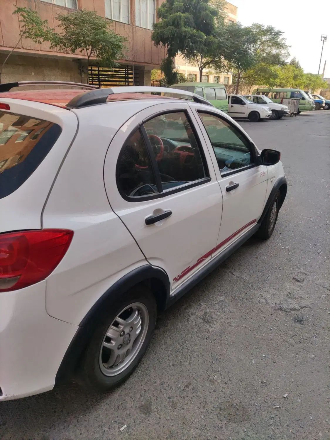 خودرو کوییک، R آگهی ann_19945223