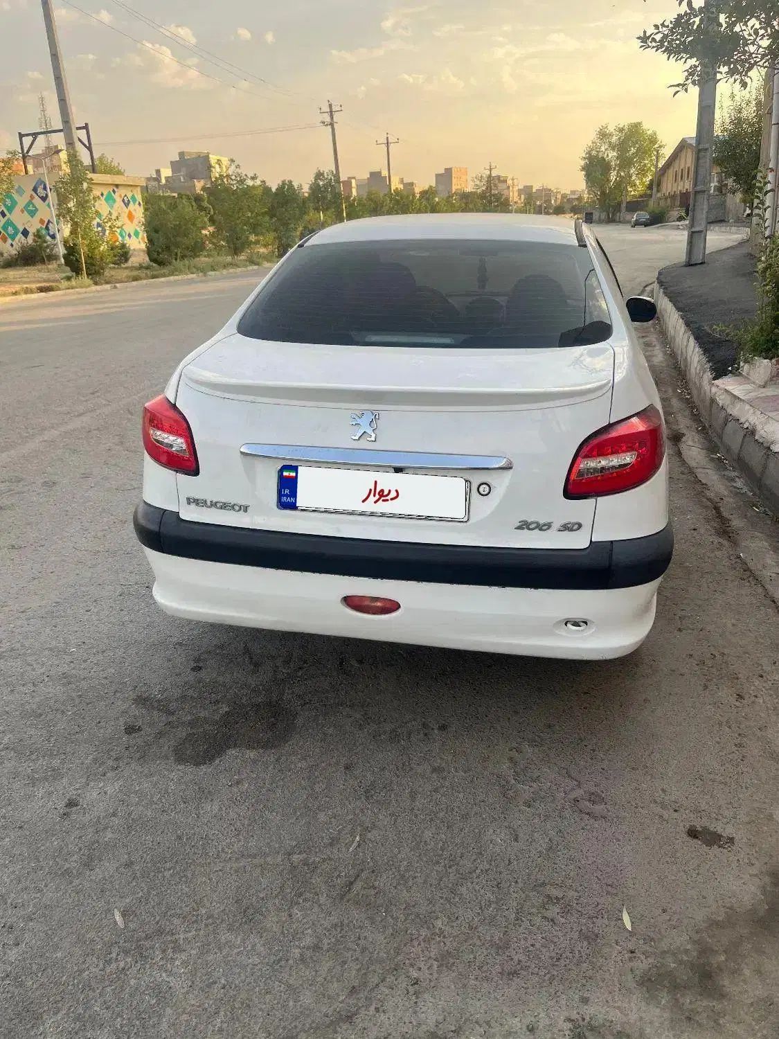 پژو ۲۰۶ صندوق دار v6 - 1390