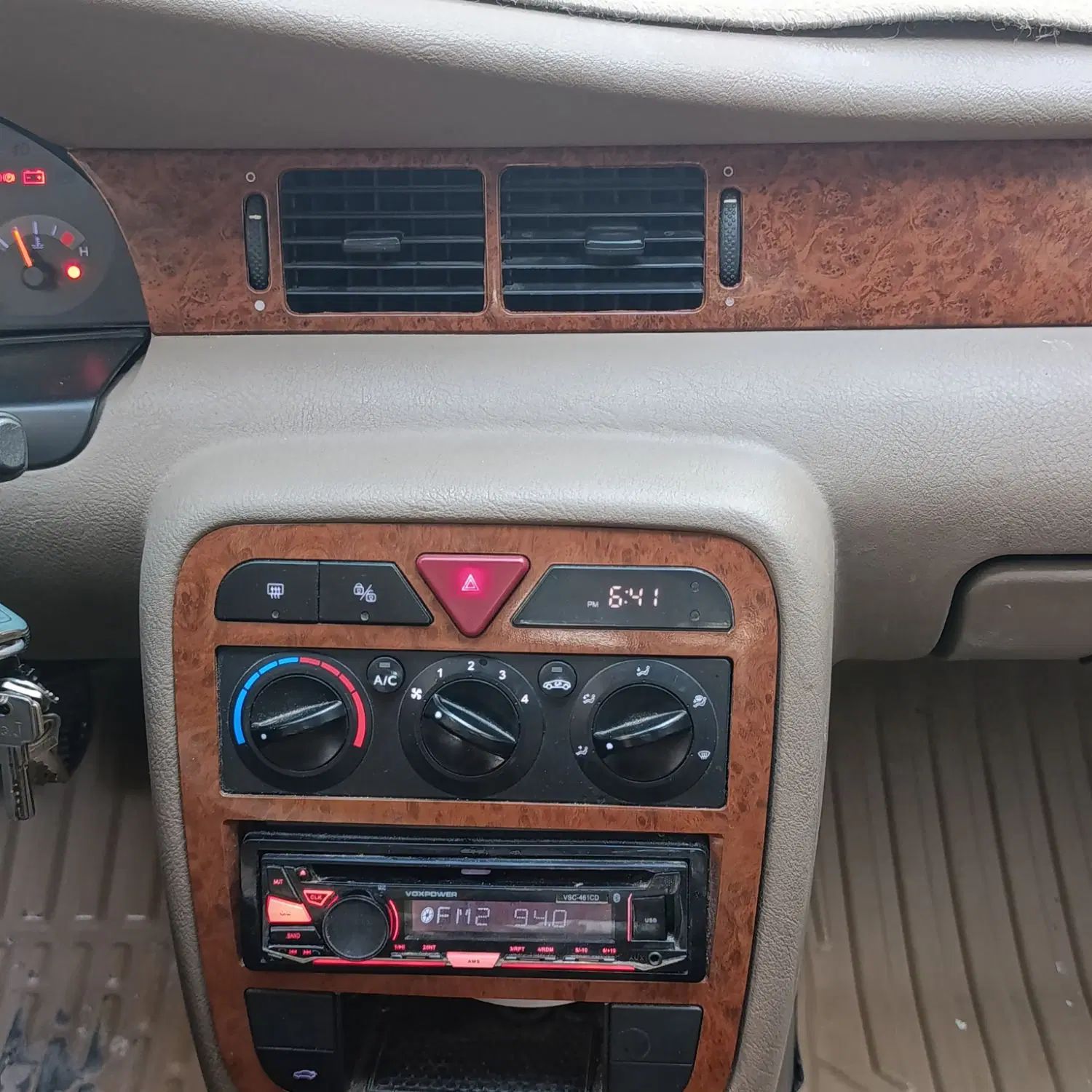 سمند LX XU7 - 1399