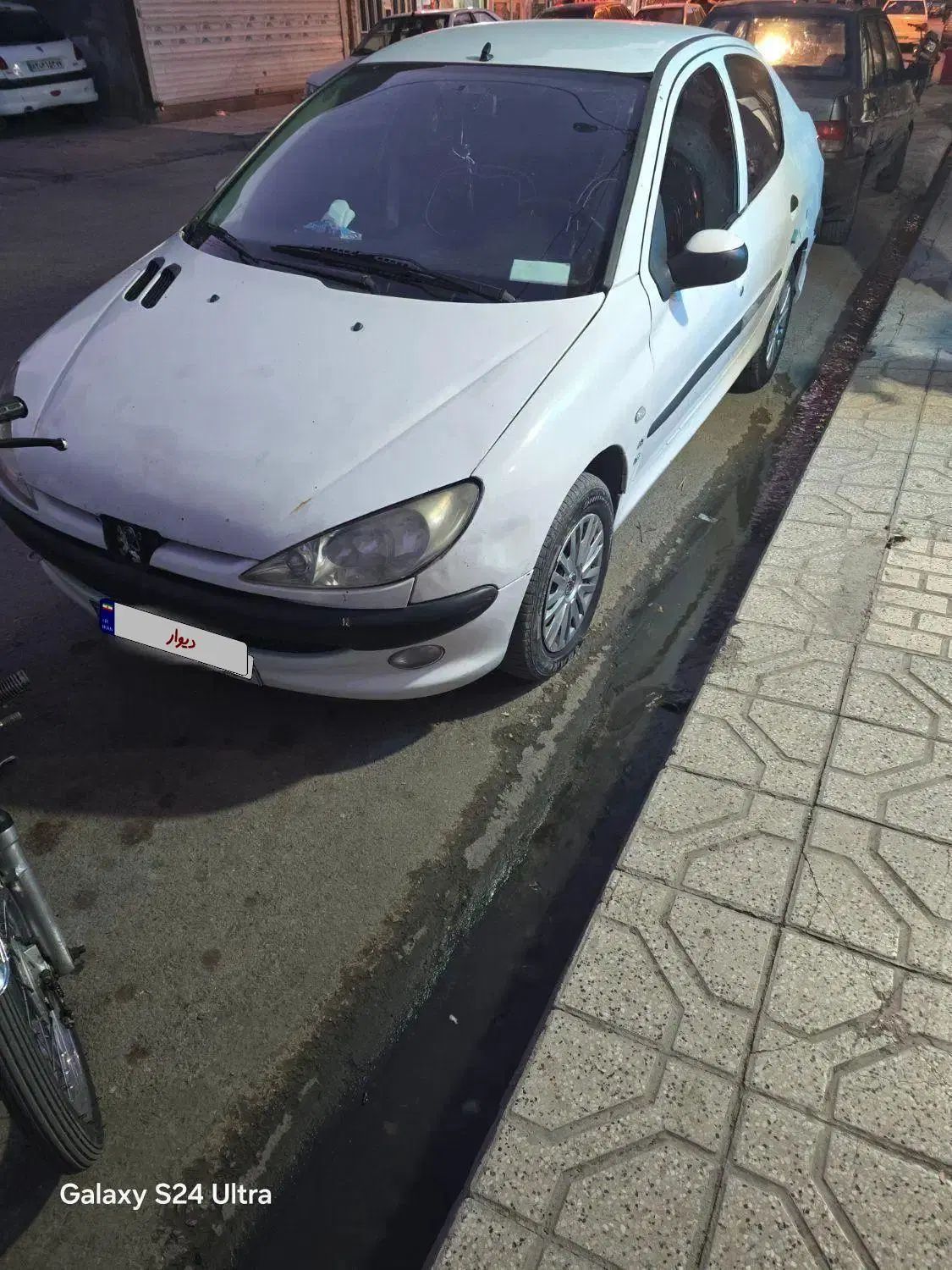 پژو ۲۰۶ صندوق دار v8 - 1392