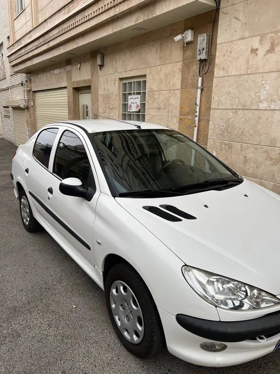پژو ۲۰۶ صندوق دار v8 - 1394