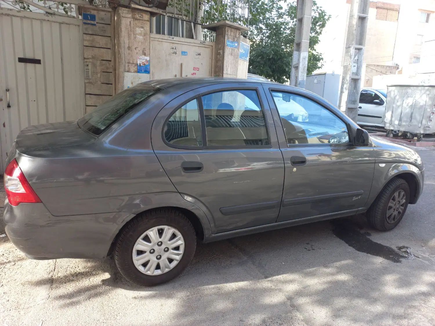 تیبا صندوق دار SX - 1393