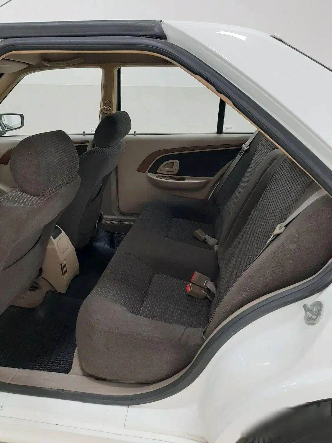 پژو پارس سال - 1394